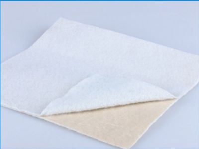 點(diǎn)擊查看詳細(xì)信息<br>標(biāo)題：復(fù)合土工膜 閱讀次數(shù)：4332